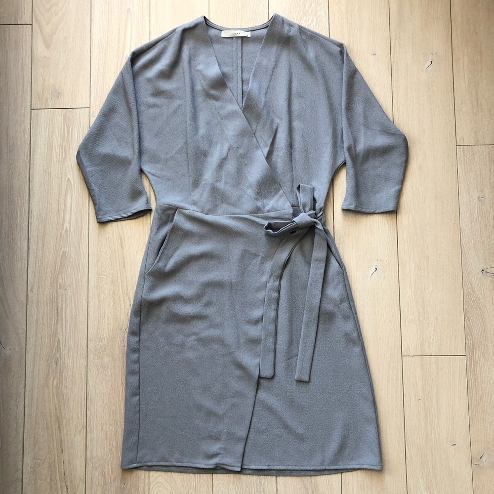 Luna Crepe Wrap Mini Dress in Grey Size M